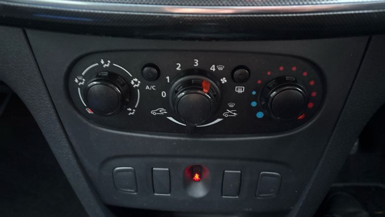 Dacia Sandero 1.0 SCe Ambiance 5dr Petrol Hatchback